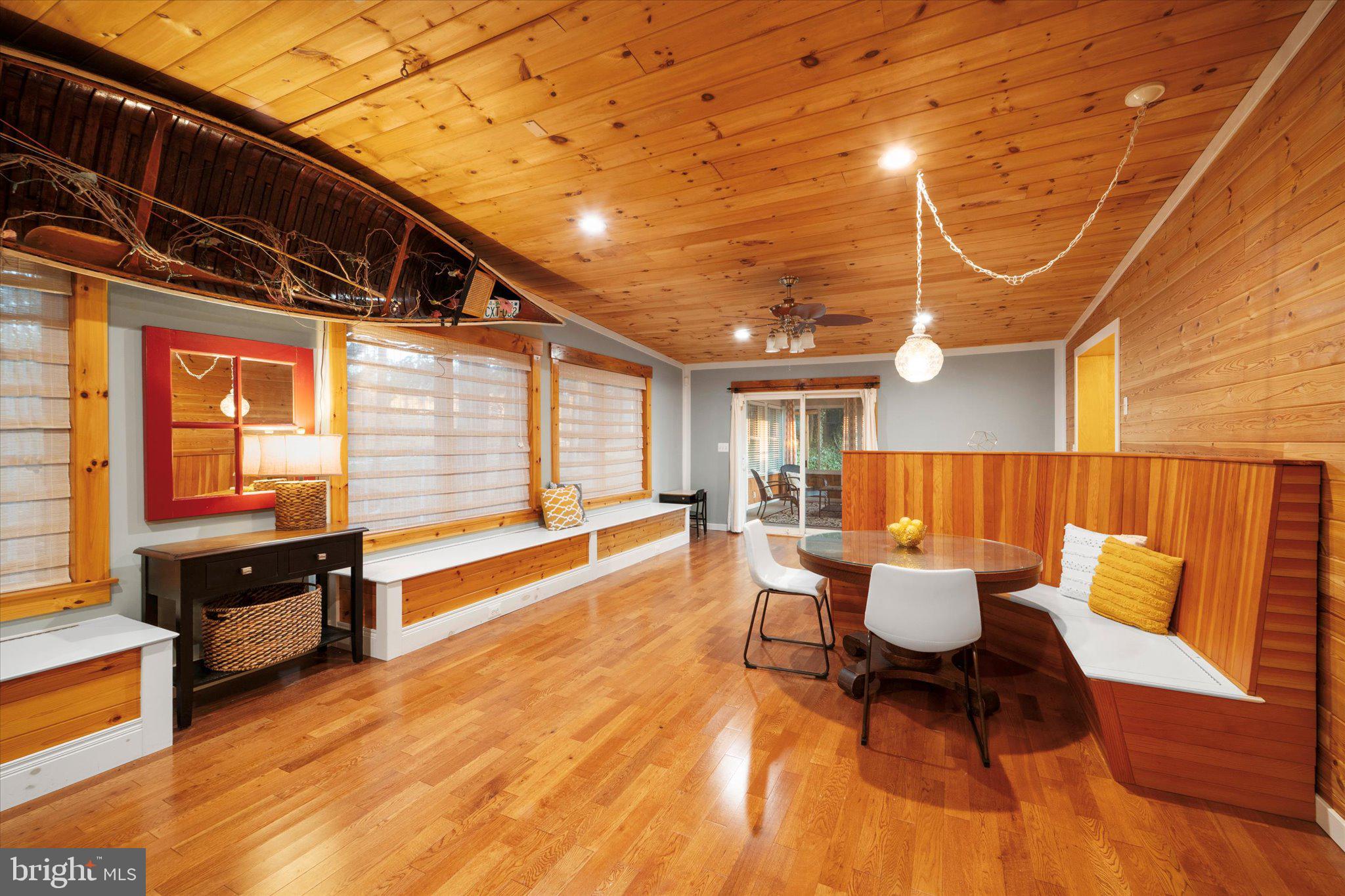 8121 Truro Ct