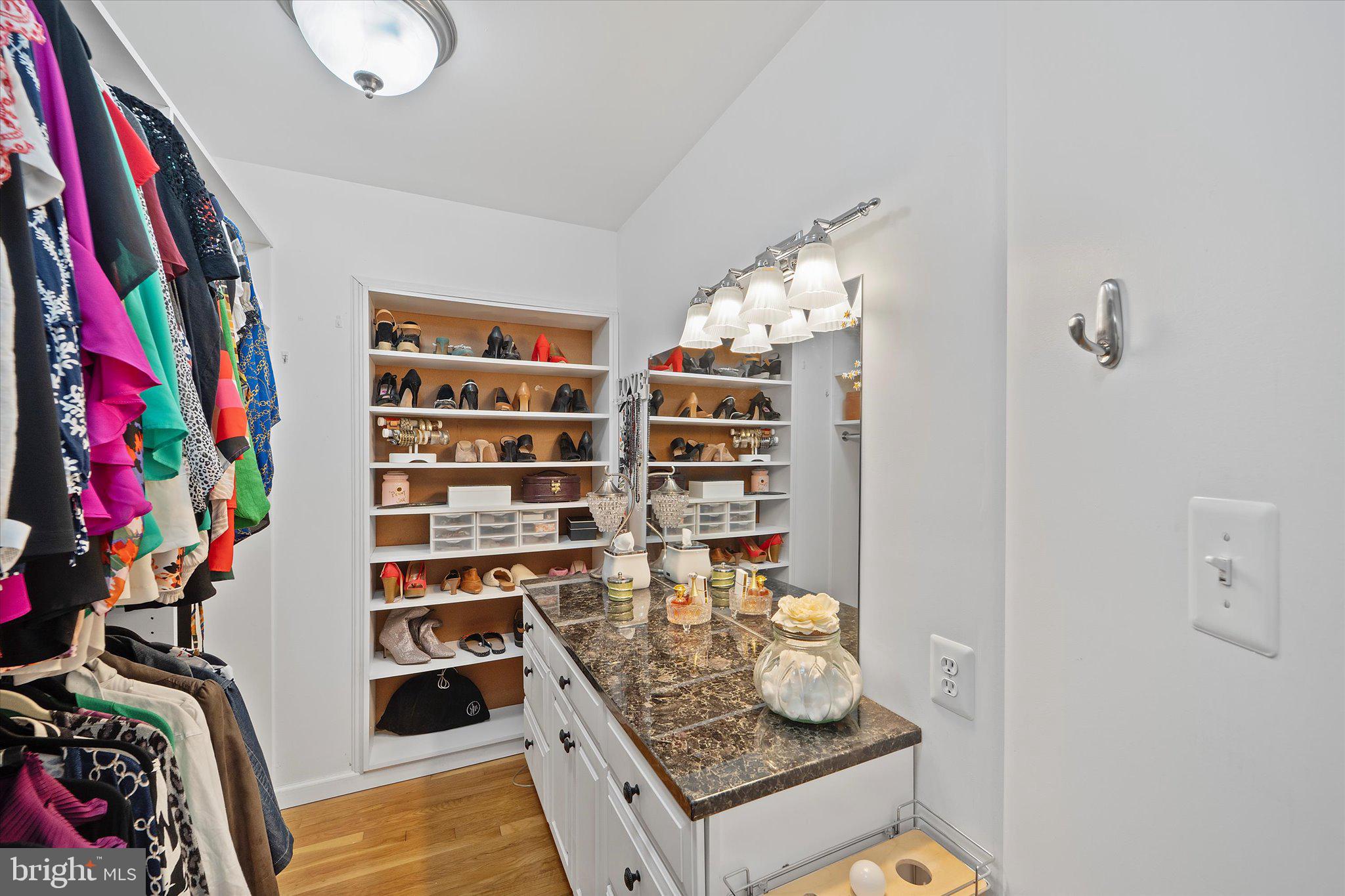 8121 Truro Ct