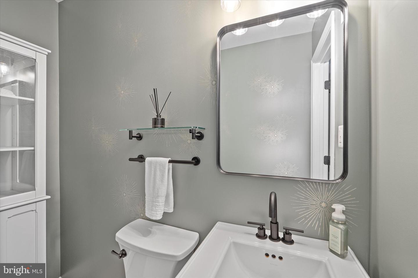8121 Truro Ct