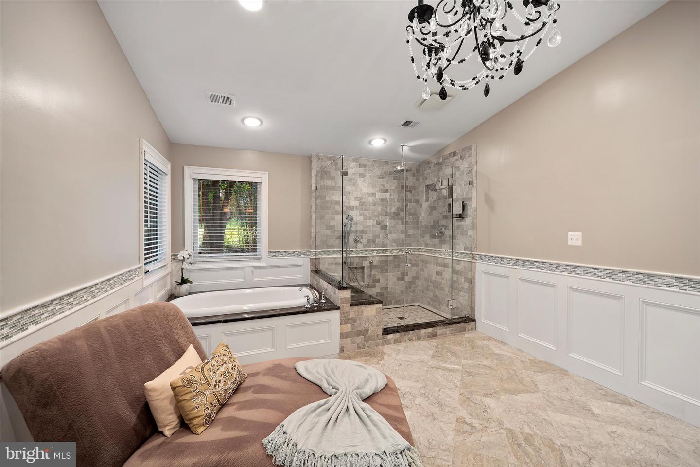 8121 Truro Ct
