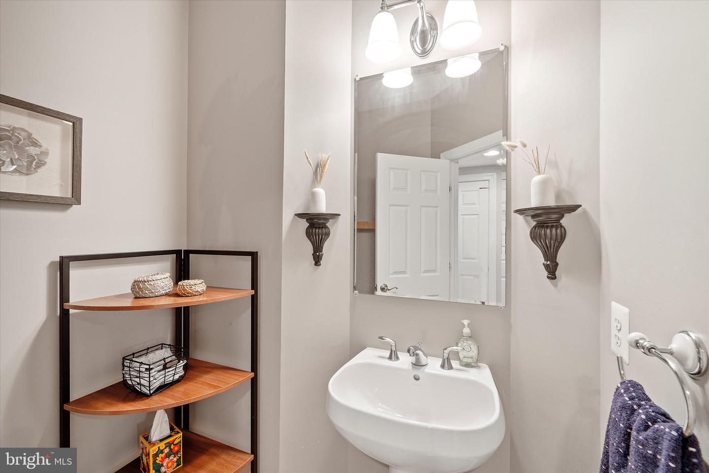 5386 Abernathy Ct