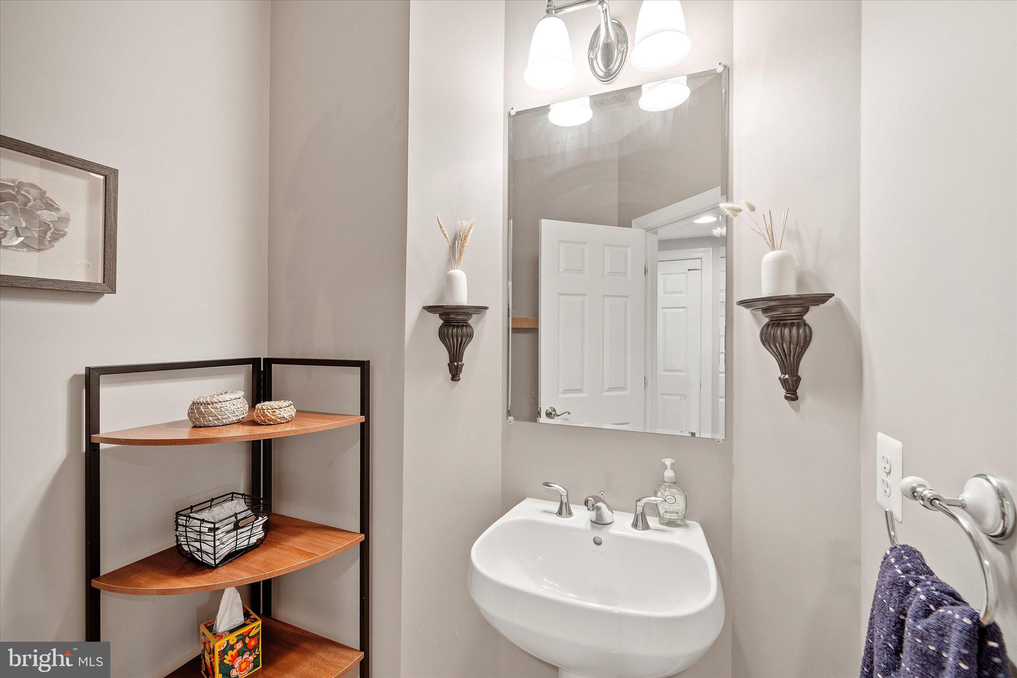 5386 Abernathy Ct