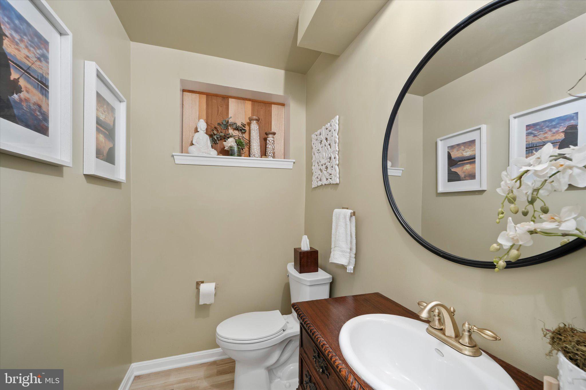 8121 TRURO COURT