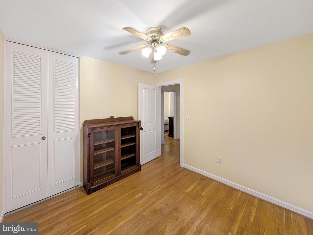 8121 TRURO COURT