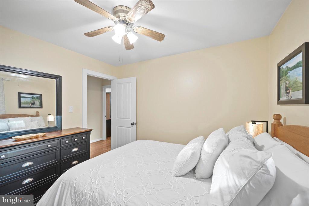 8121 TRURO COURT