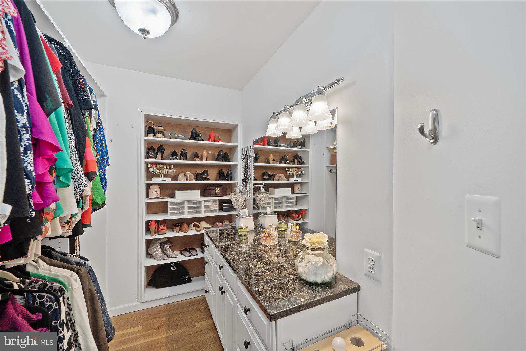 8121 TRURO COURT