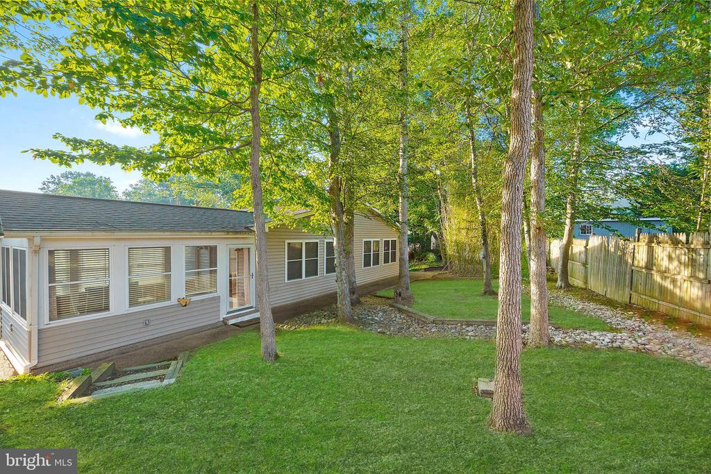 8121 TRURO COURT