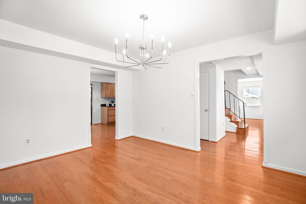 6903 SPELMAN DRIVE