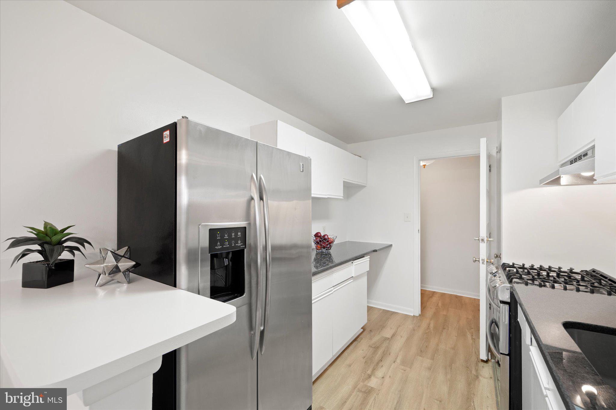 7613 LEE HIGHWAY 302