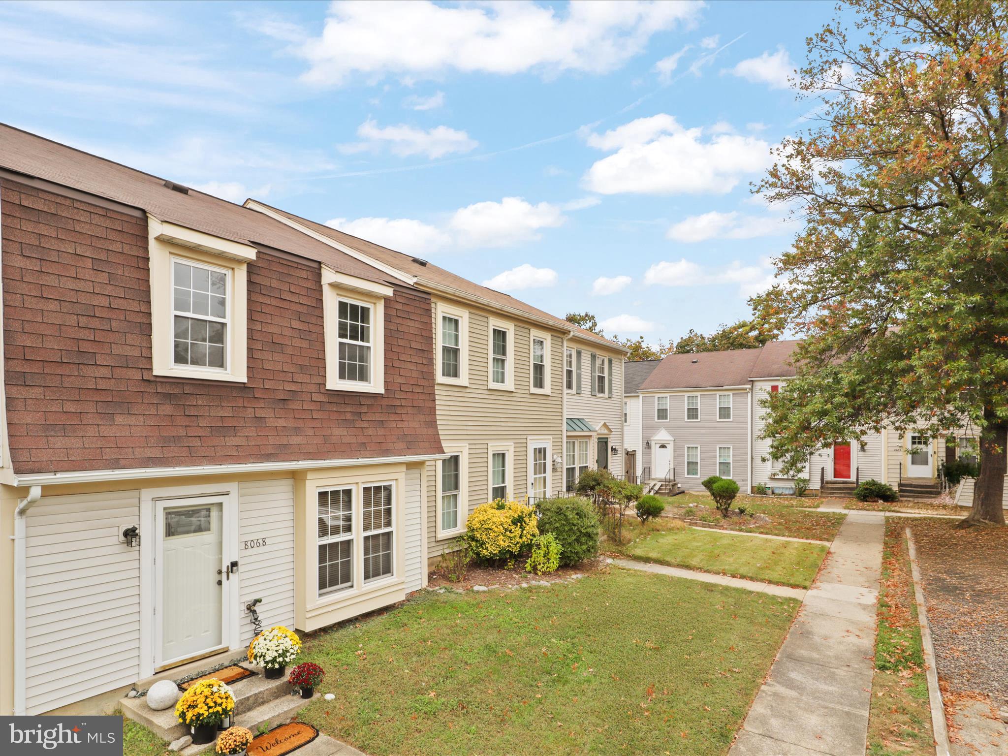 8068 DULCIANA COURT