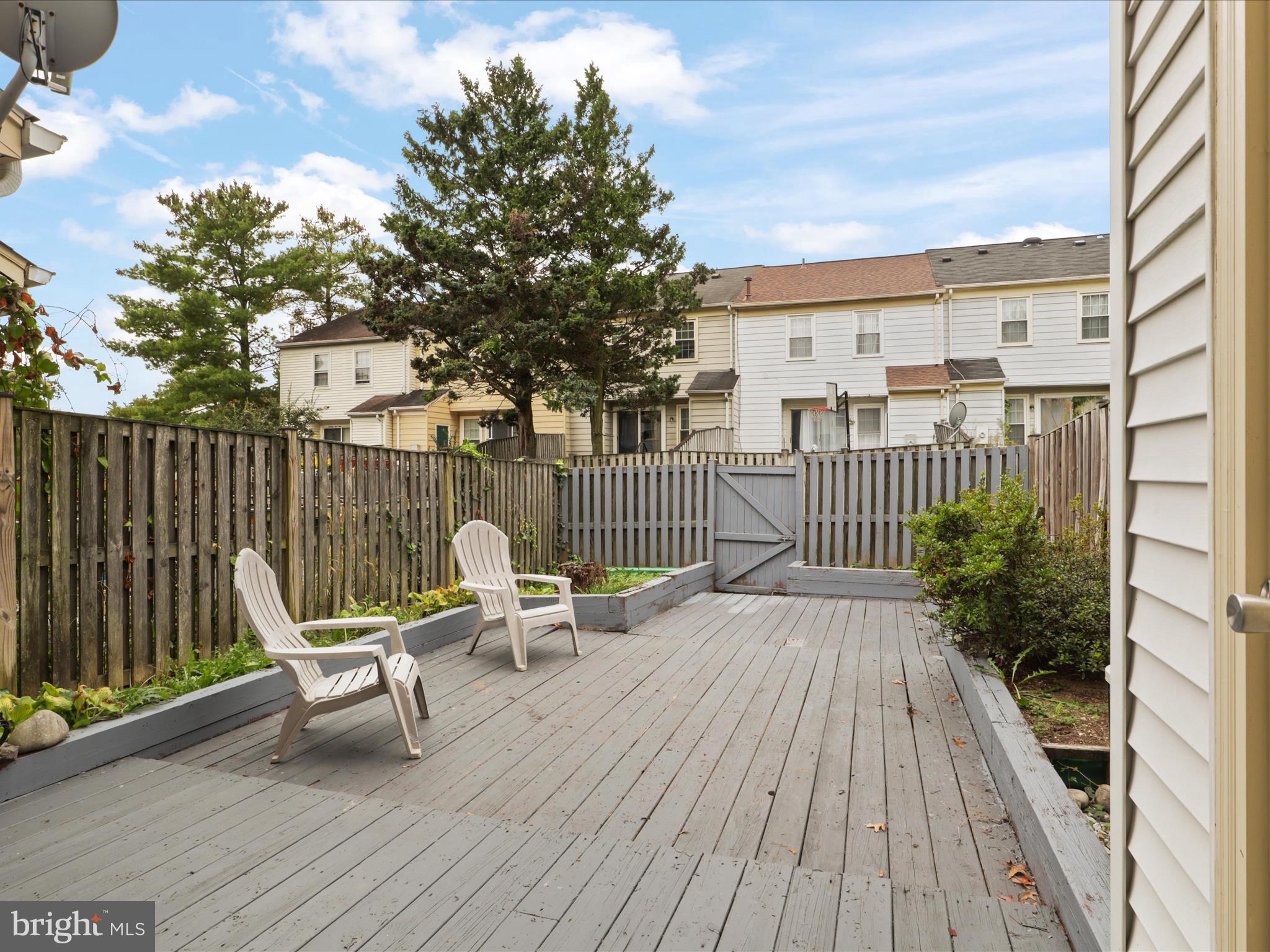 8068 DULCIANA COURT