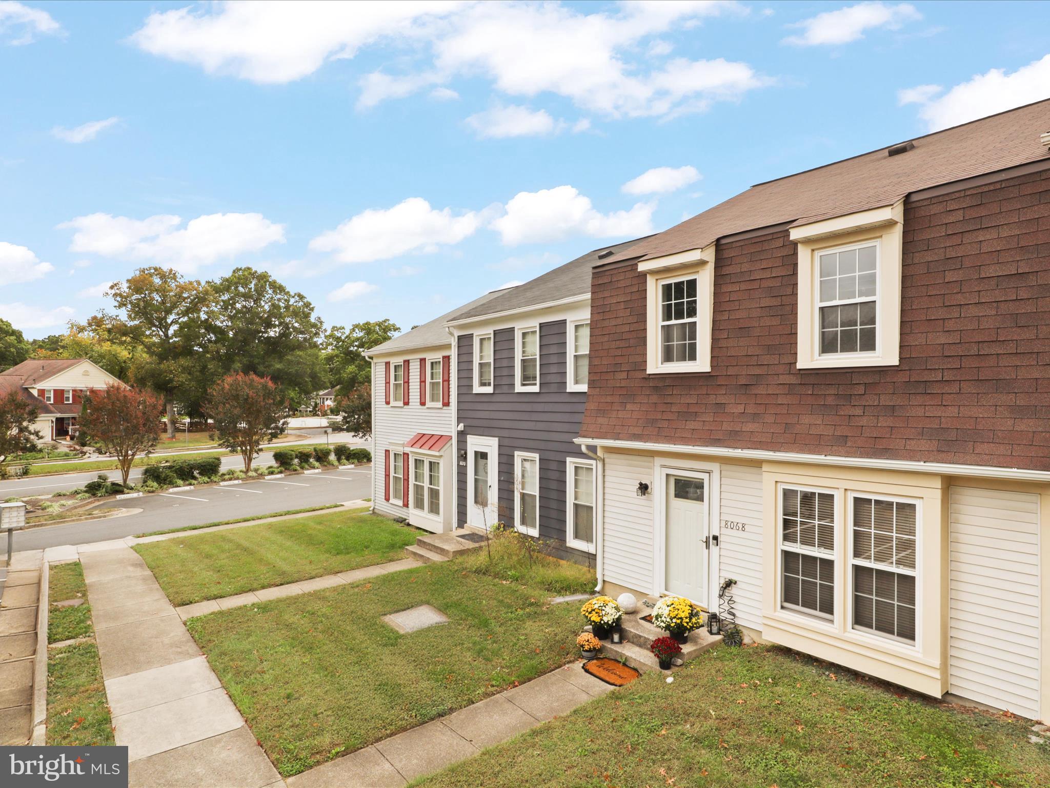 8068 DULCIANA COURT