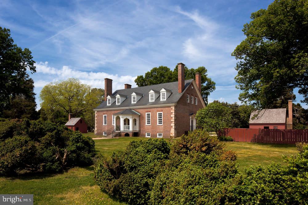 5911 MOUNT VERNON BOULEVARD