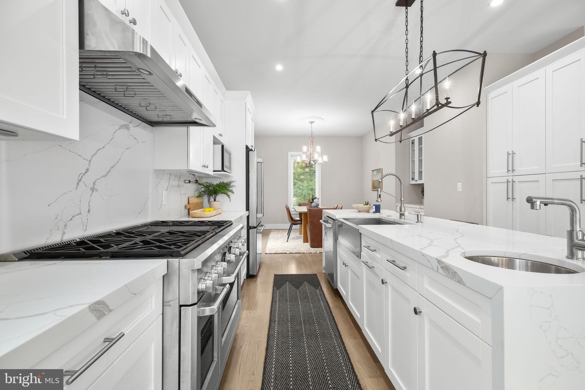 5911 MOUNT VERNON BOULEVARD