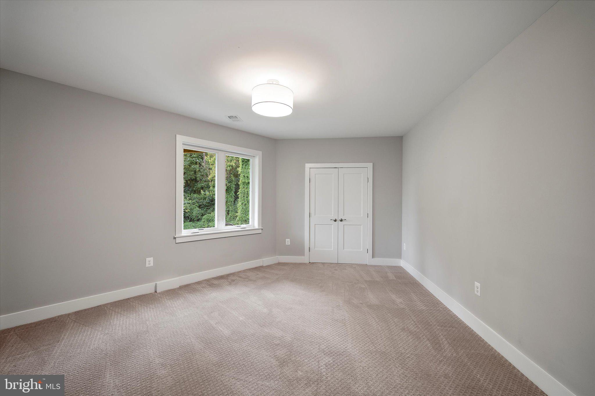 5911 MOUNT VERNON BOULEVARD