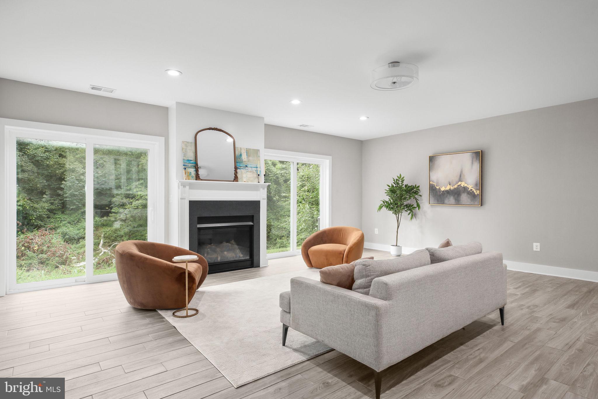 5911 MOUNT VERNON BOULEVARD