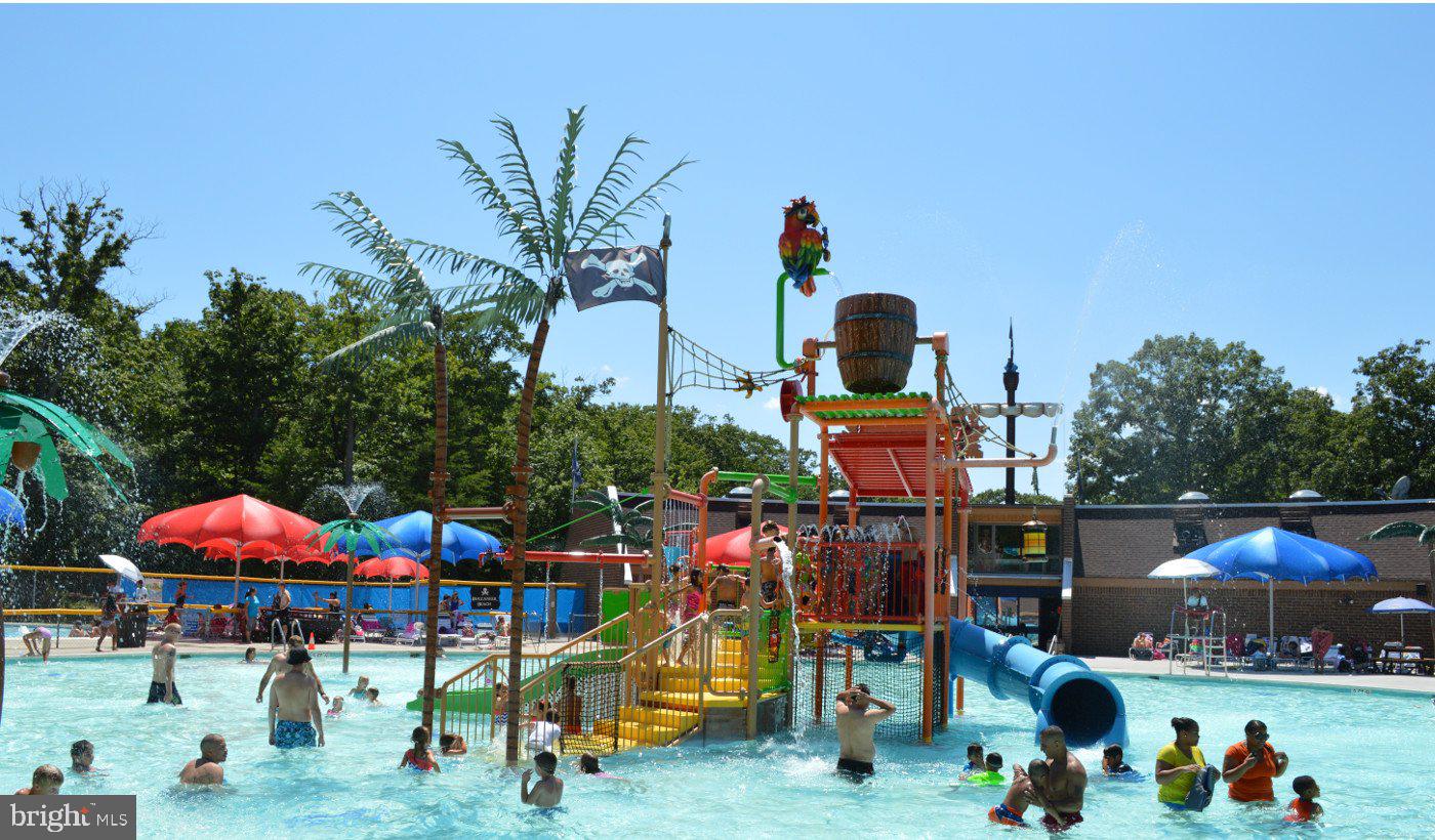 5911 MOUNT VERNON BOULEVARD