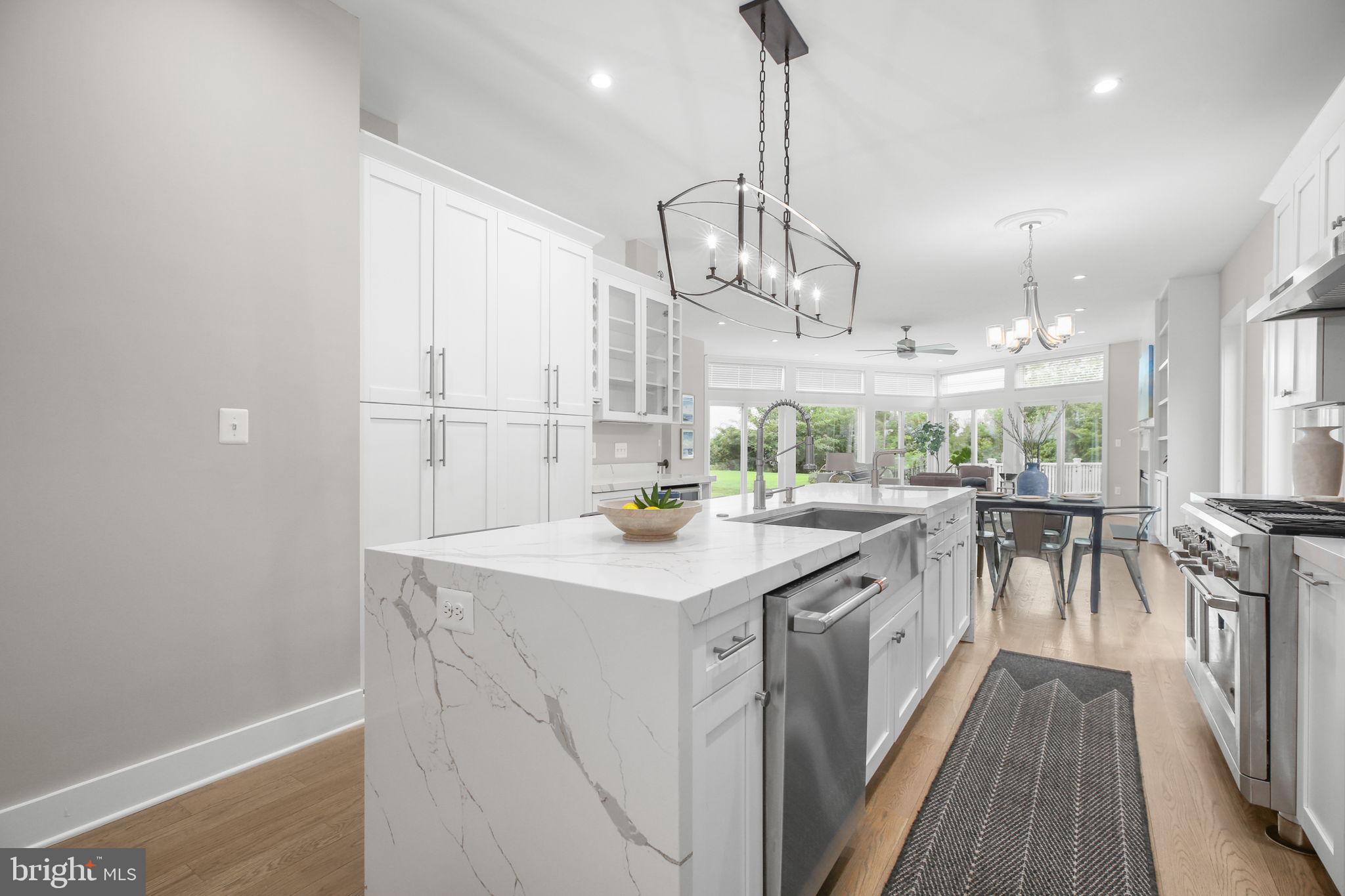 5911 MOUNT VERNON BOULEVARD