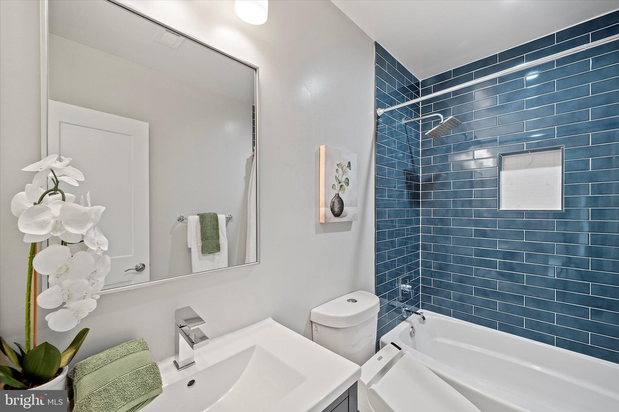 5911 MOUNT VERNON BOULEVARD