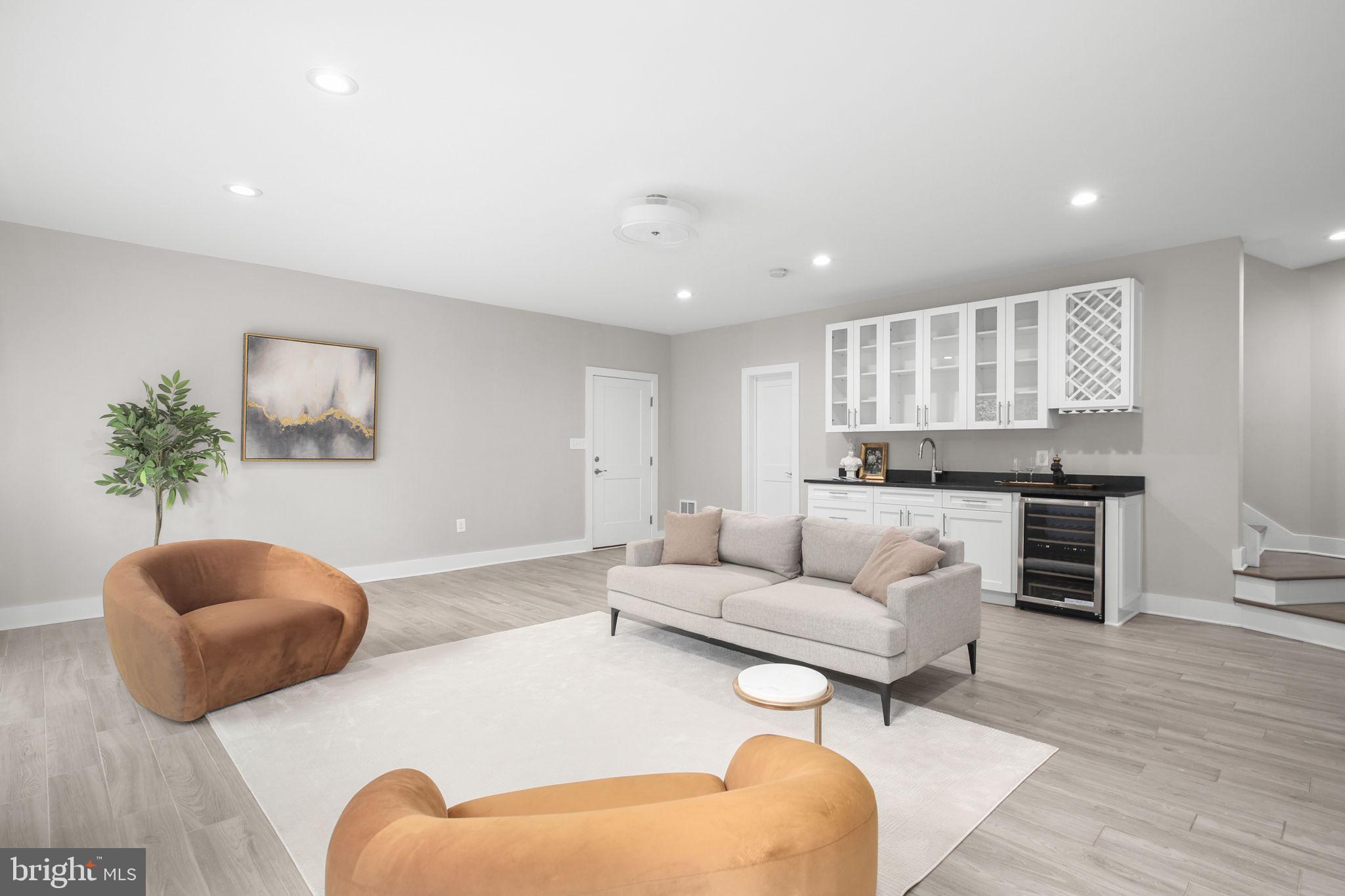 5911 MOUNT VERNON BOULEVARD