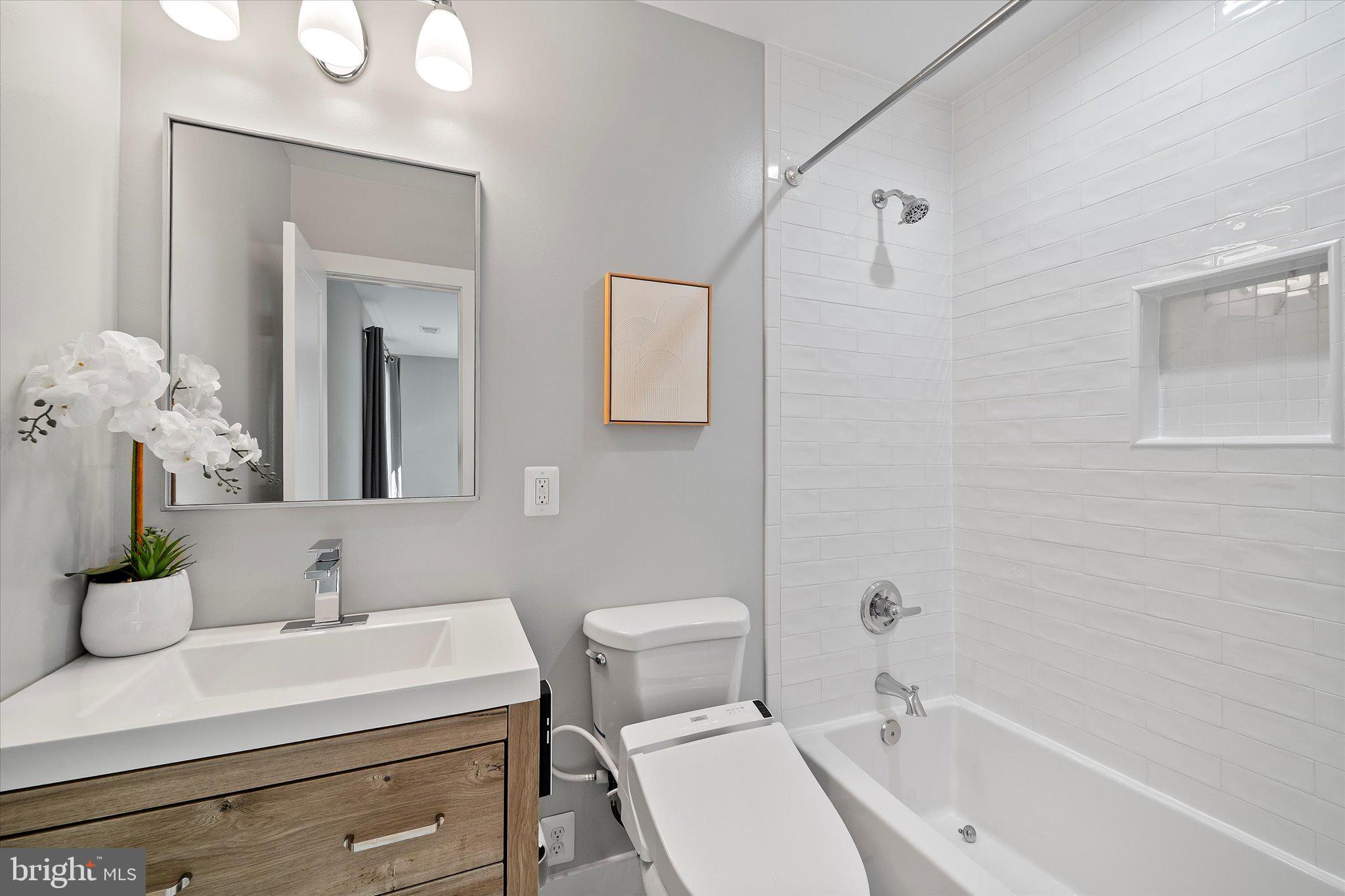 5911 MOUNT VERNON BOULEVARD