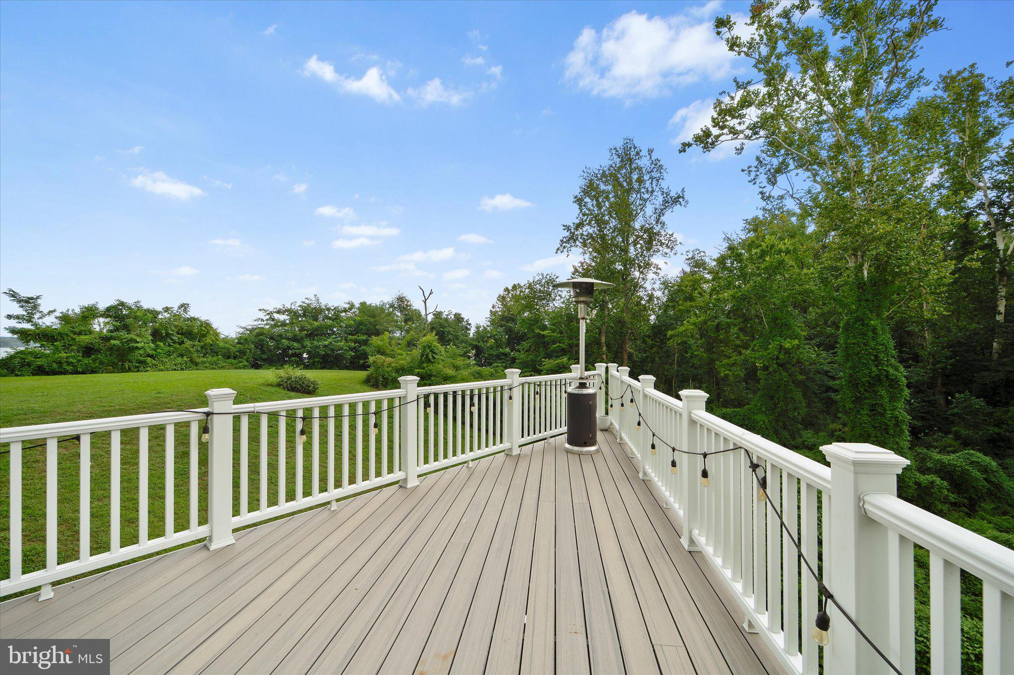 5911 MOUNT VERNON BOULEVARD