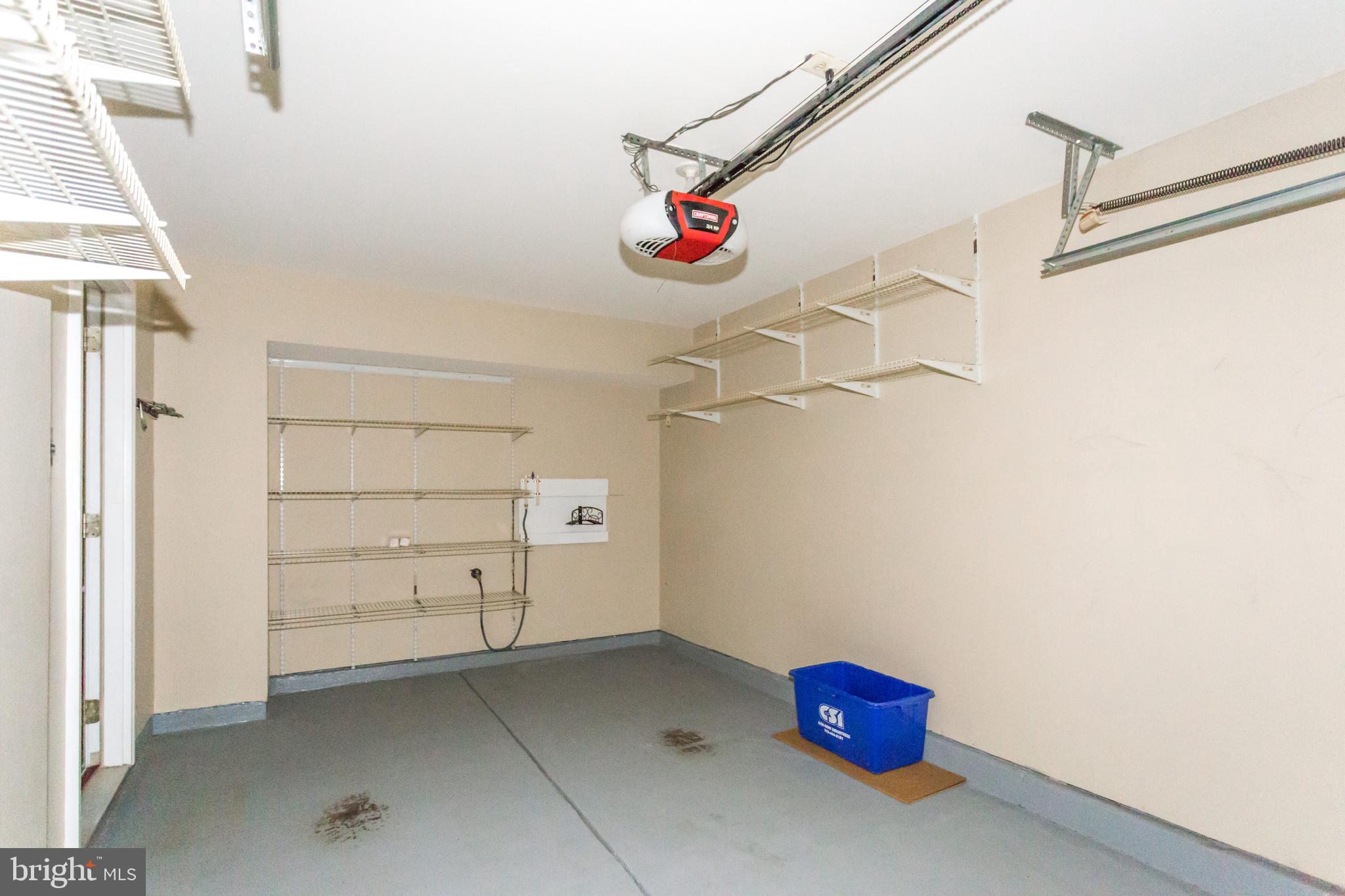 2462 TERRA COTTA CIRCLE