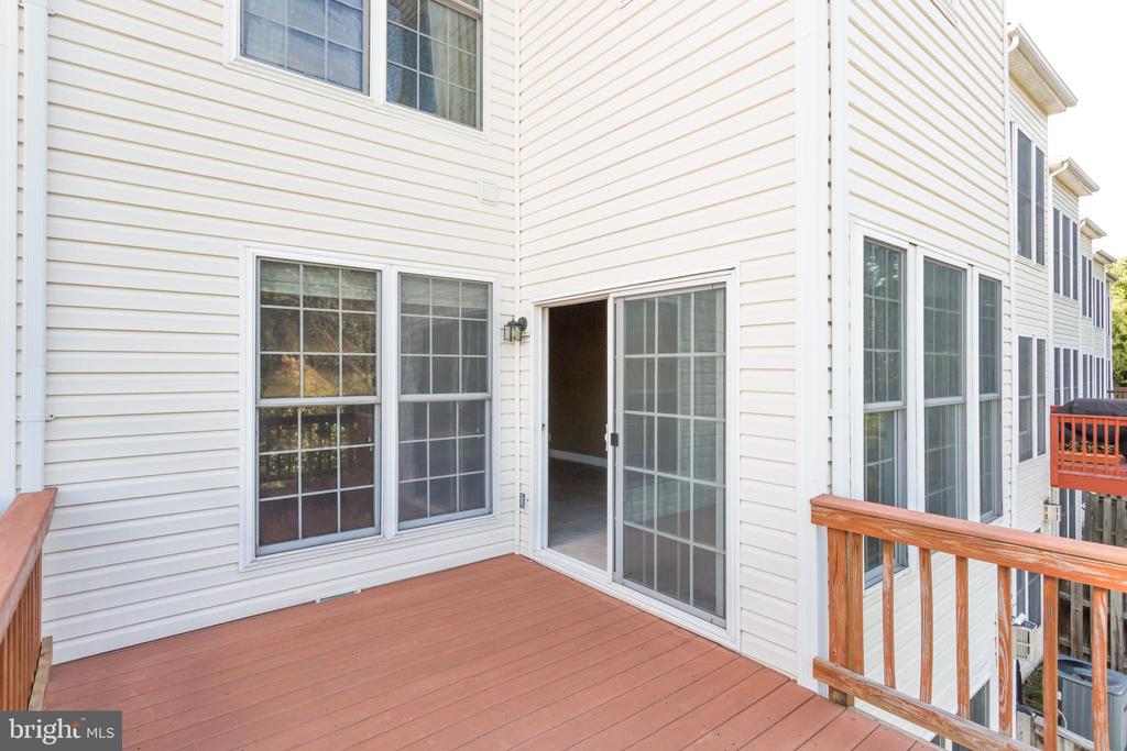 2462 TERRA COTTA CIRCLE