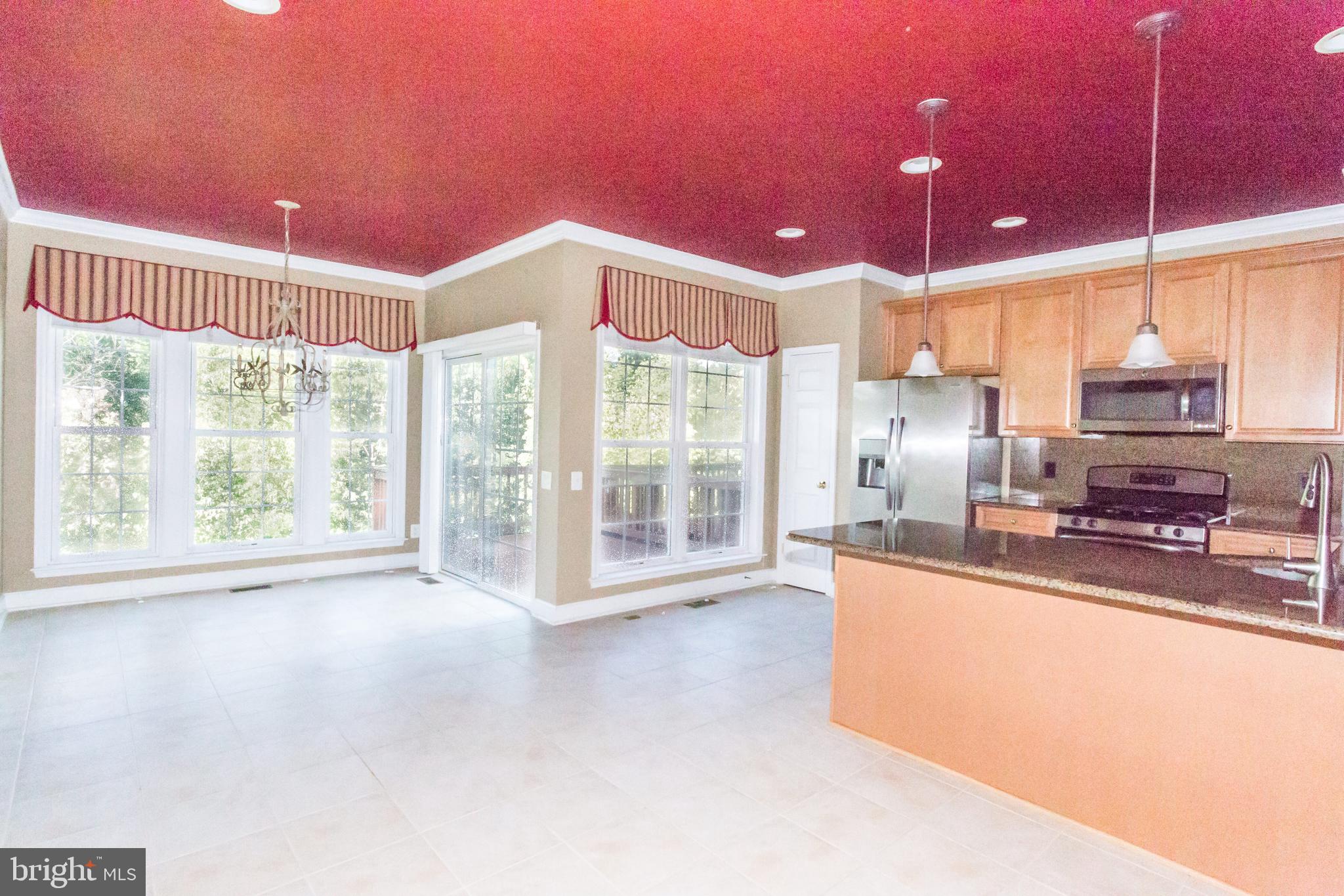 2462 TERRA COTTA CIRCLE