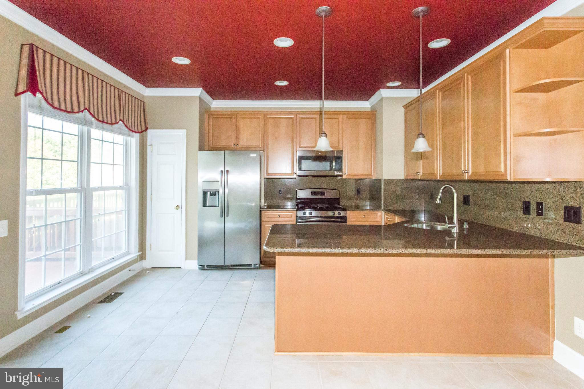 2462 TERRA COTTA CIRCLE