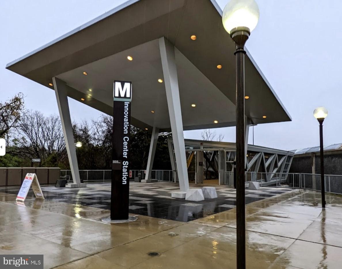 2462 TERRA COTTA CIRCLE