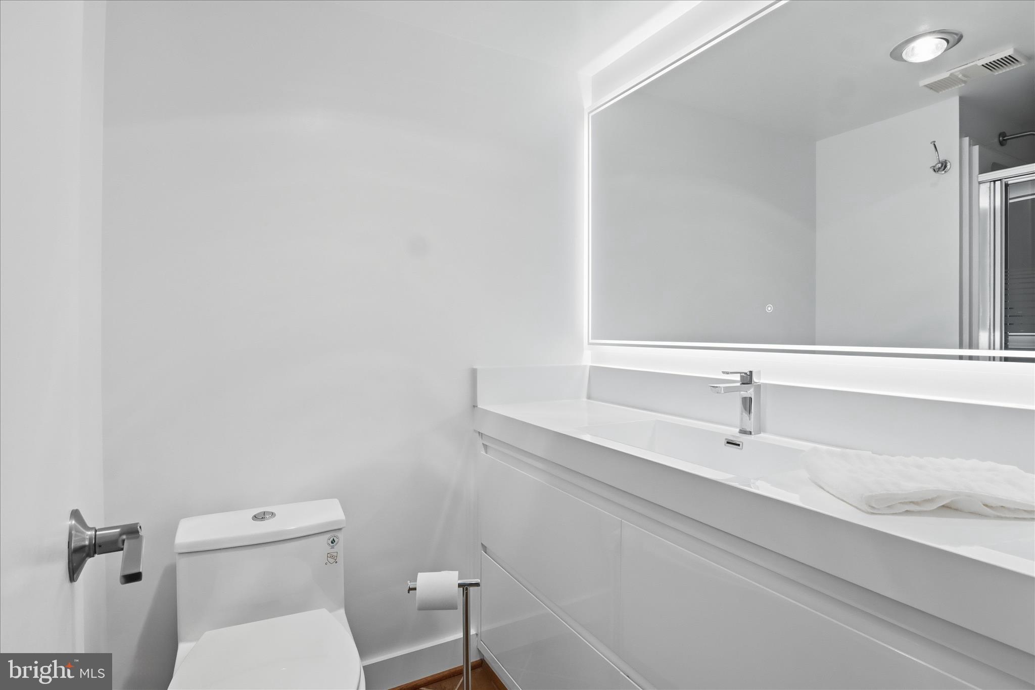 8340 GREENSBORO DRIVE 1001