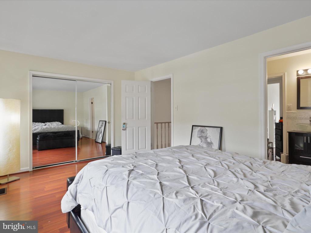 8068 DULCIANA COURT