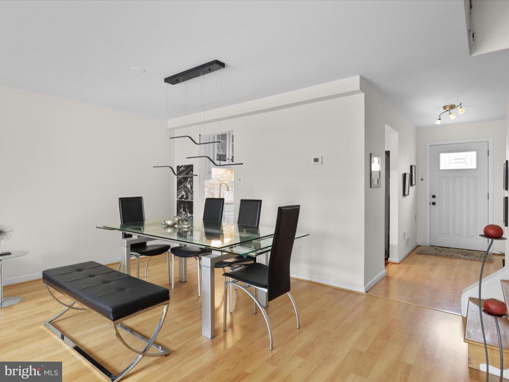 8068 DULCIANA COURT