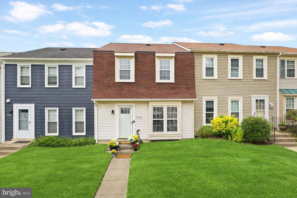 8068 DULCIANA COURT