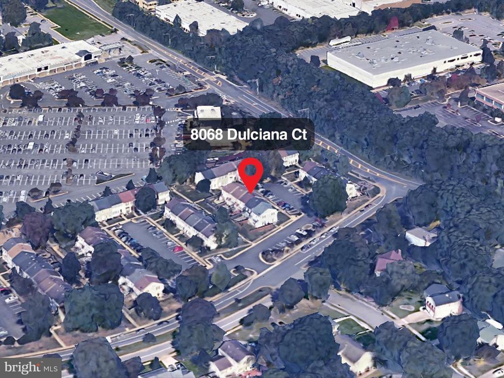 8068 DULCIANA COURT