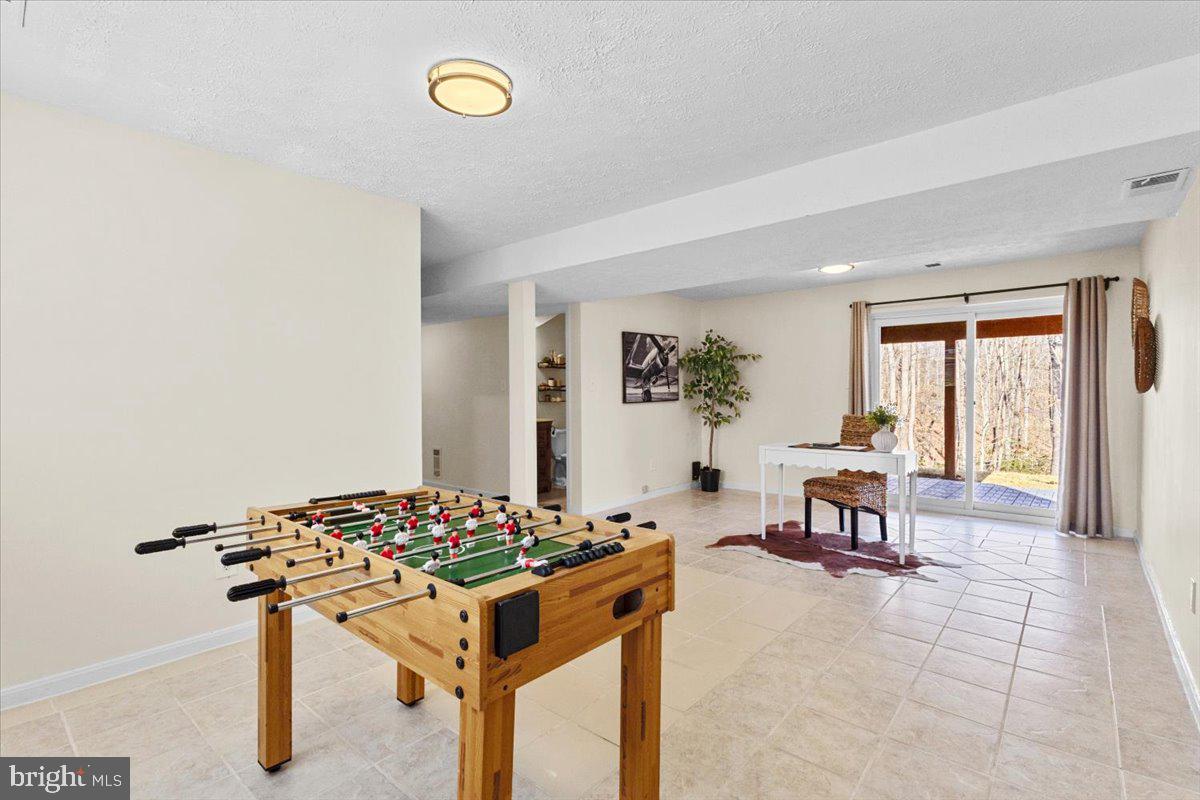 7702 NEWINGTON FOREST AVENUE