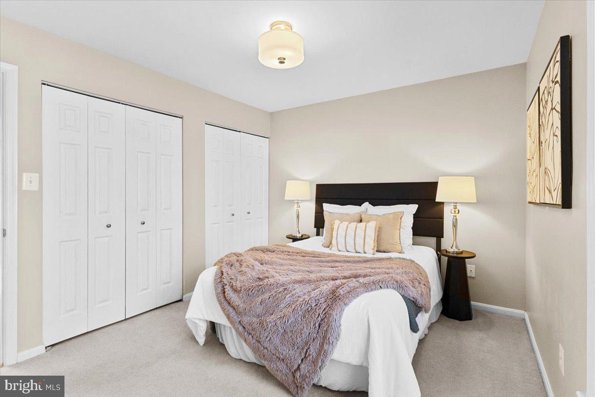 7702 NEWINGTON FOREST AVENUE