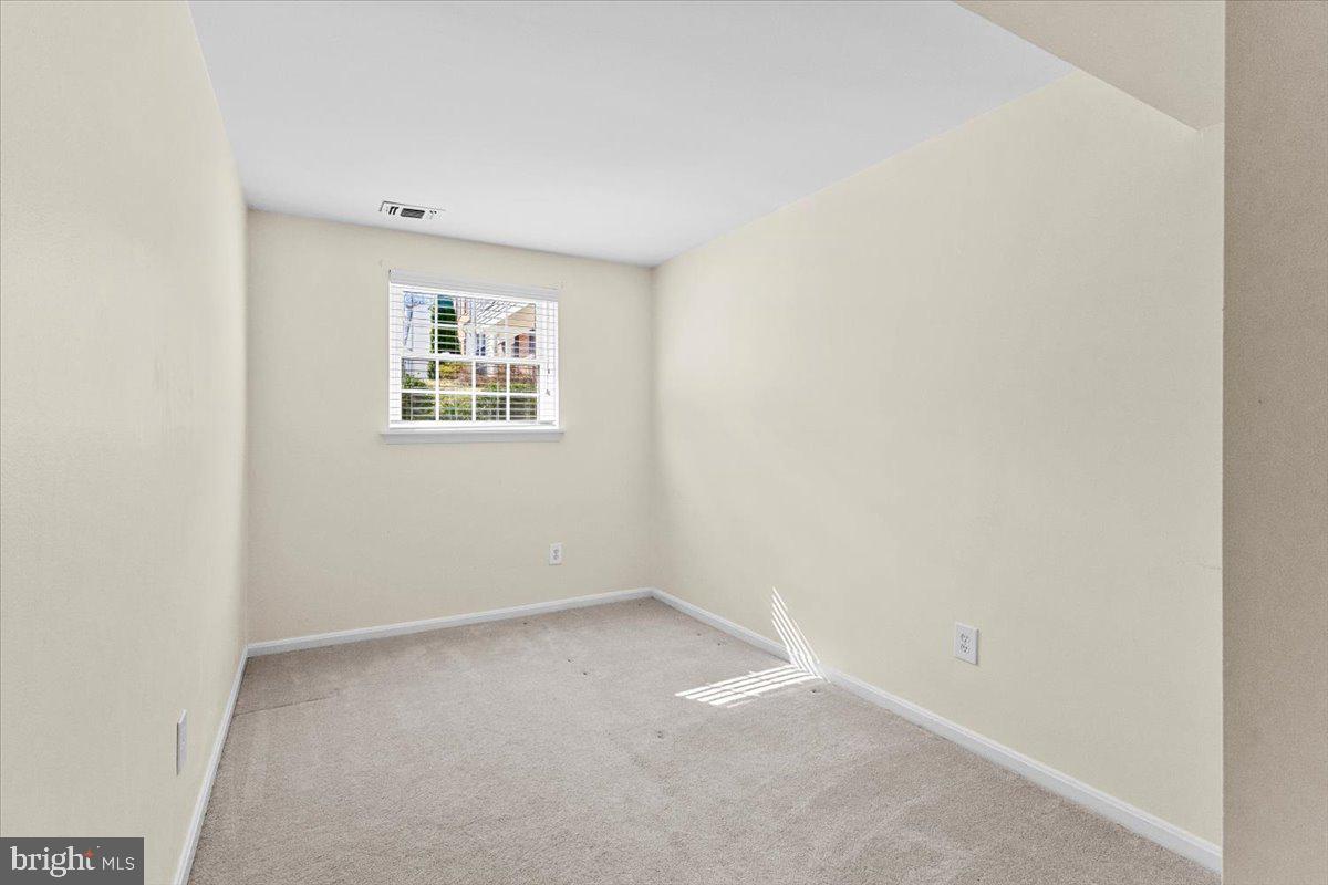 7702 NEWINGTON FOREST AVENUE