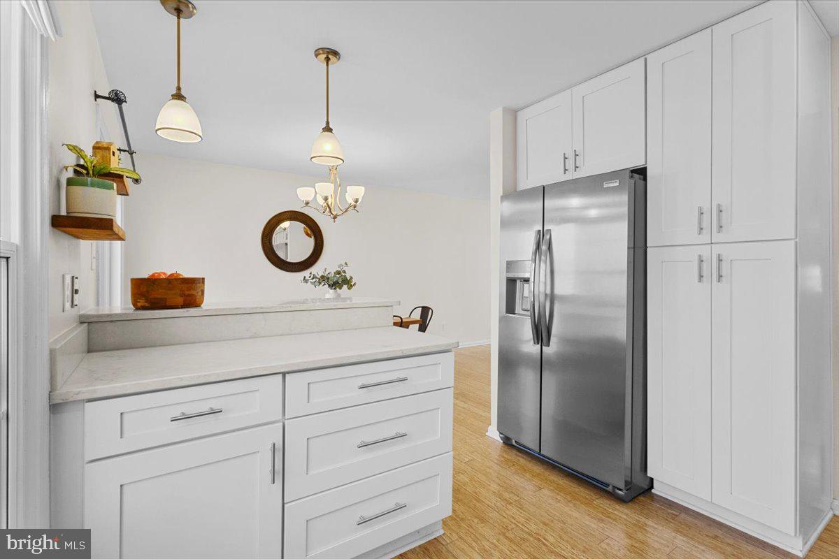 7702 NEWINGTON FOREST AVENUE