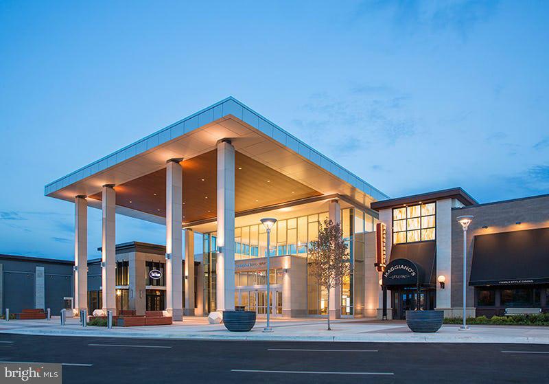 7702 NEWINGTON FOREST AVENUE