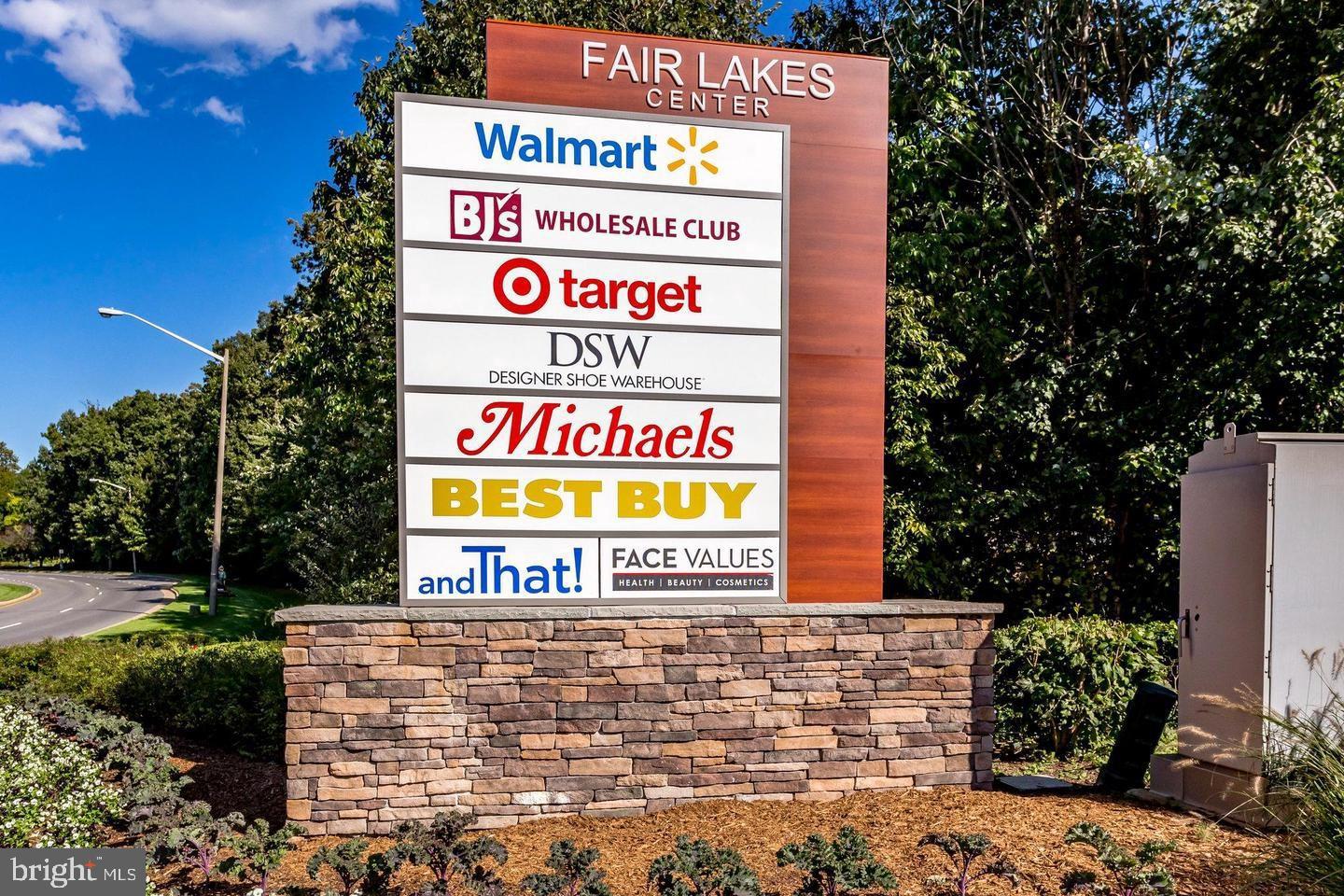 4427 BEECHSTONE LANE B