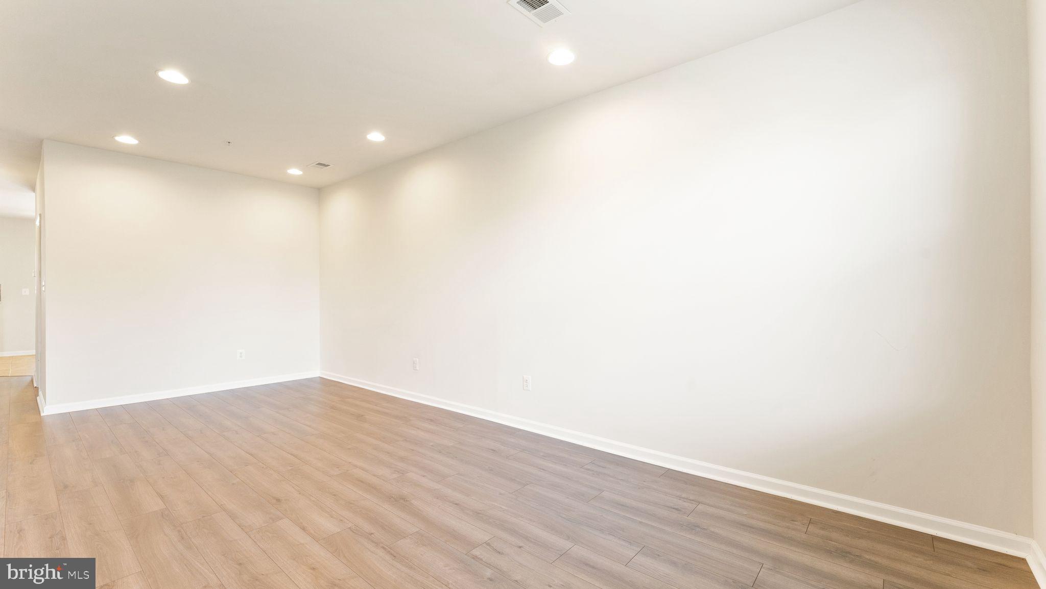 4427 BEECHSTONE LANE B