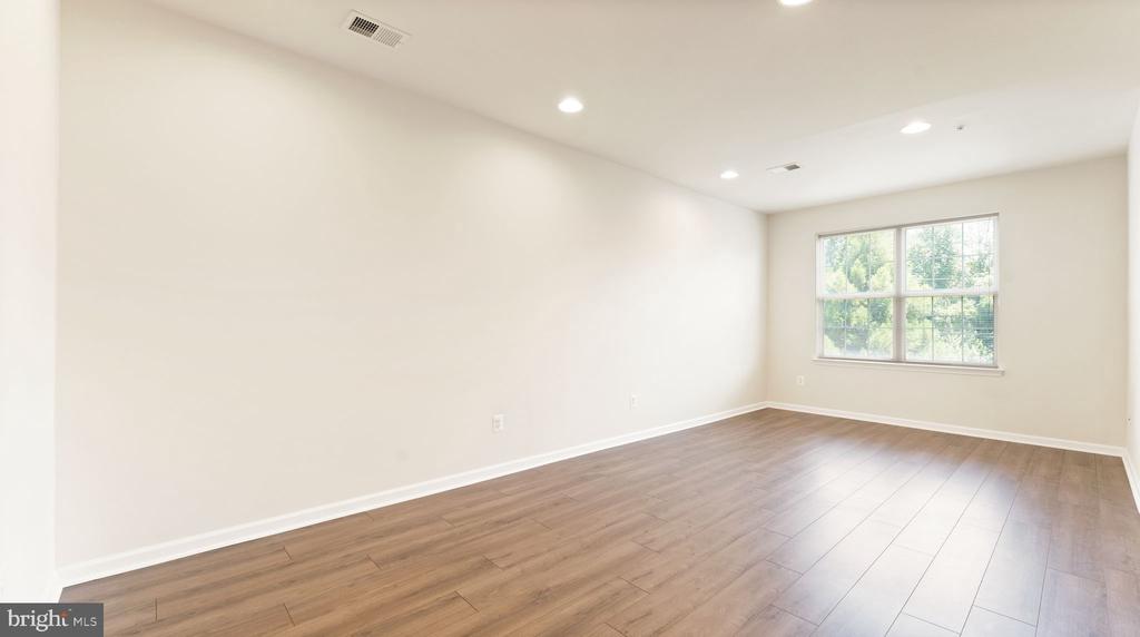 4427 BEECHSTONE LANE