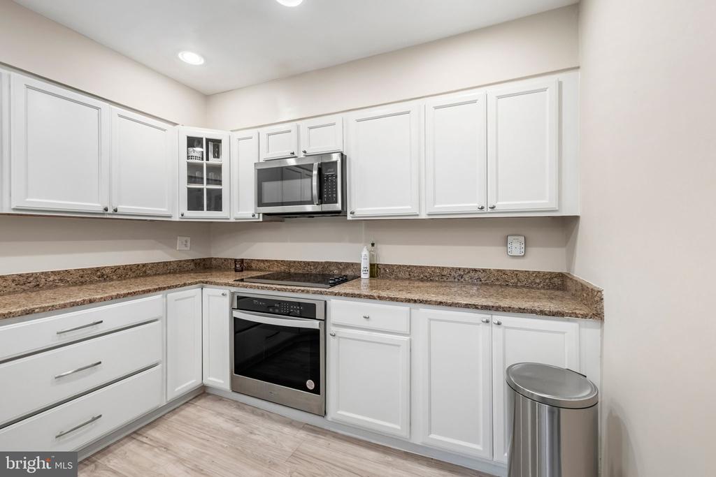 14473 SAGUARO PLACE Unit: 46B