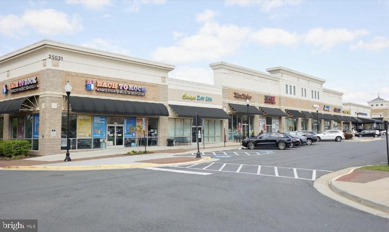 43441 Bettys Farm Dr