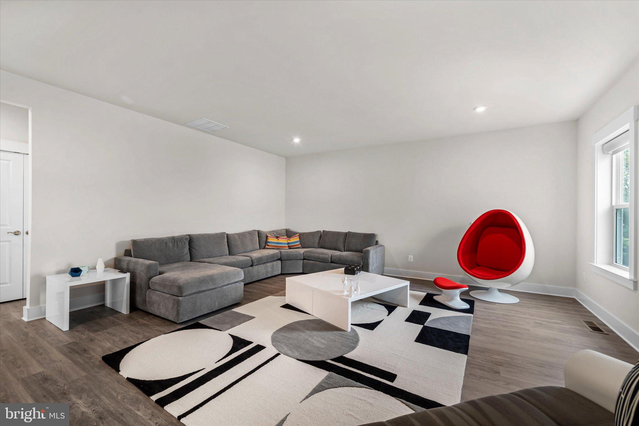 43441 BETTYS FARM DRIVE