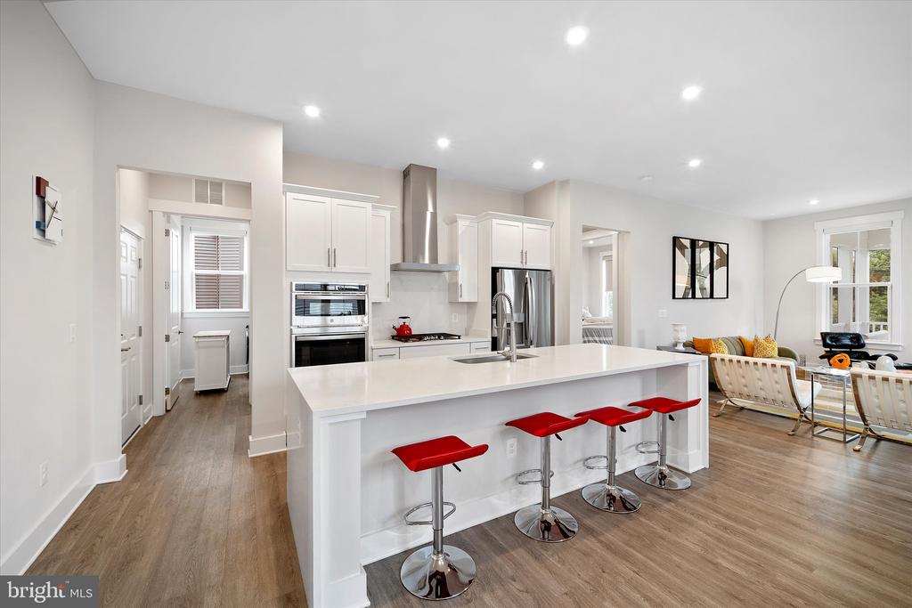 43441 BETTYS FARM DRIVE