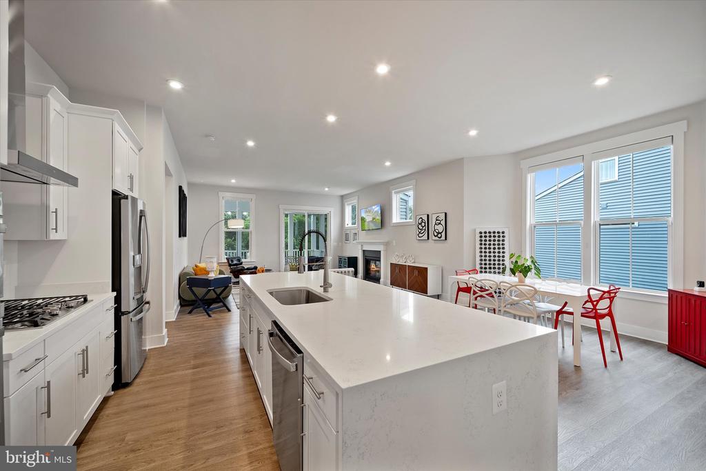 43441 BETTYS FARM DRIVE