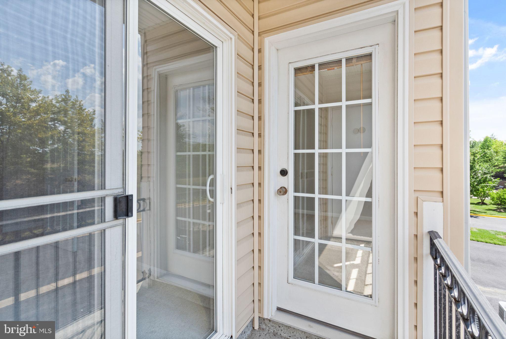 15571 JOHN DISKIN CIRCLE
